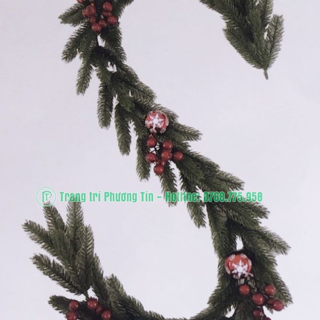 Dây trang trí 3 loại lá có trang trí