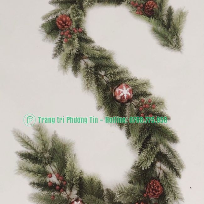 Dây trang trí đầu nhọn 4 loại lá có trang trí