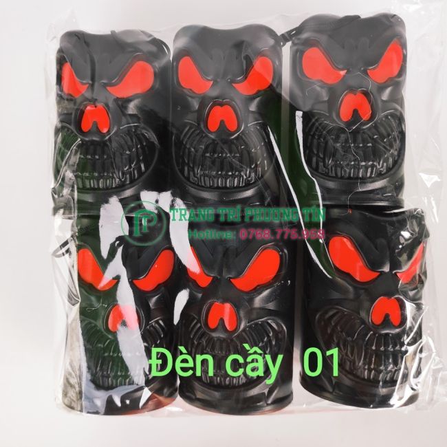 Đèn cầy sọ đầu lâu màu đen