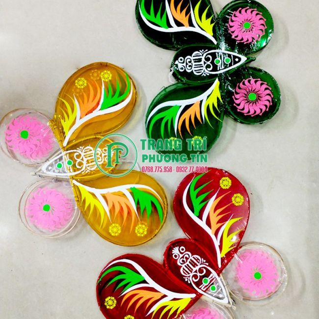 Lồng đền giấy kiếng bướm nhiều màu