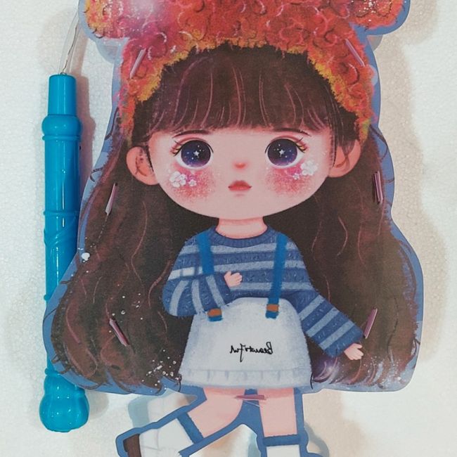 Lồng đèn chạy pin phát nhạc bé gái quần sọt