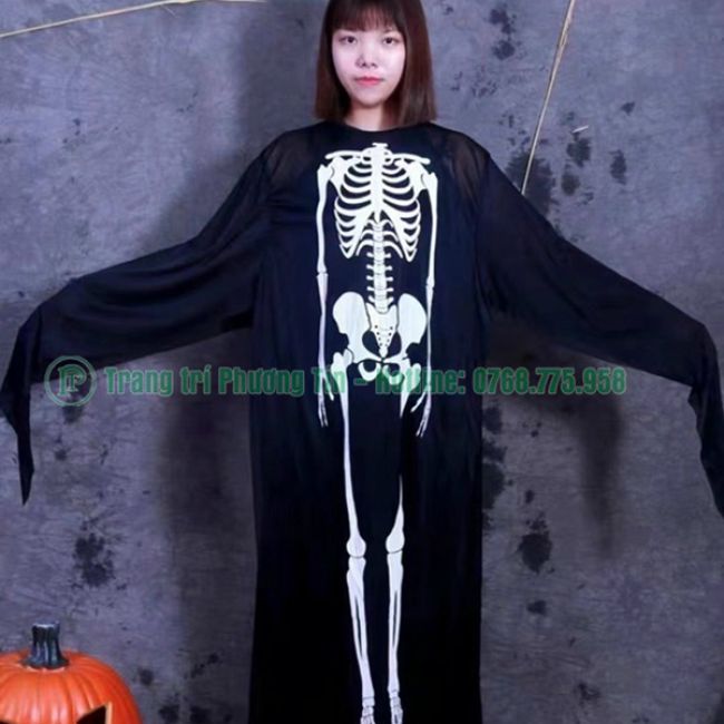 Bộ áo choàng hình xương người
