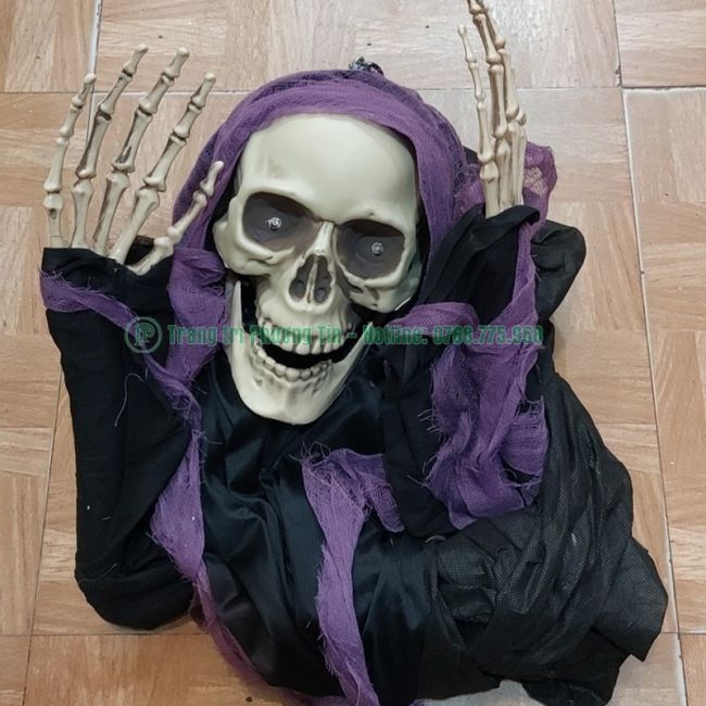 Áo choàng Halloween bộ xương