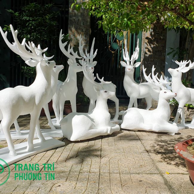 Tuần lộc trang trí Giáng Sinh