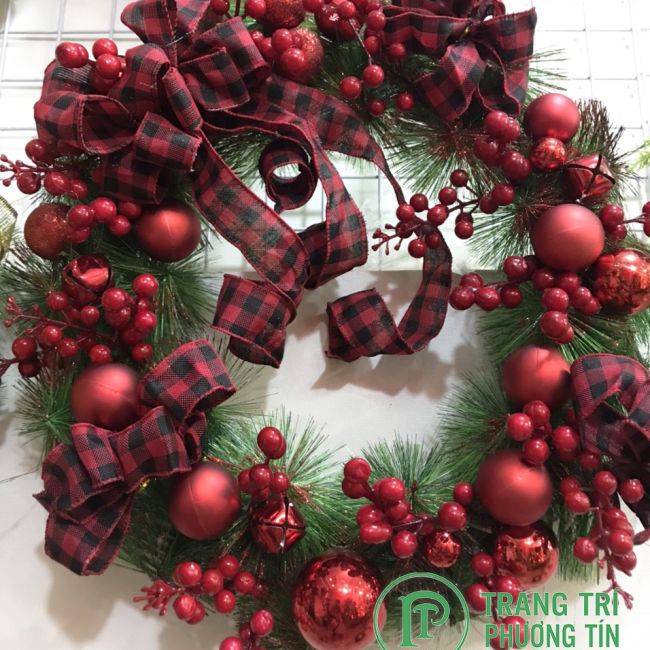 Vòng nguyệt quế nơ đỏ quả châu đỏ