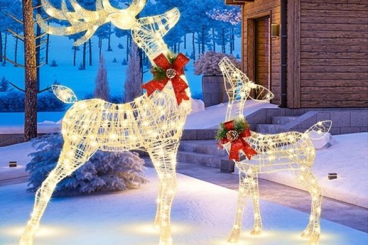 Các ý tưởng trang trí cỗ xe tuần lộc của ông già Noel